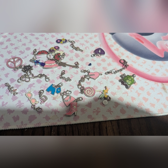 Colorful Charm Collection - Picture 1 of 3